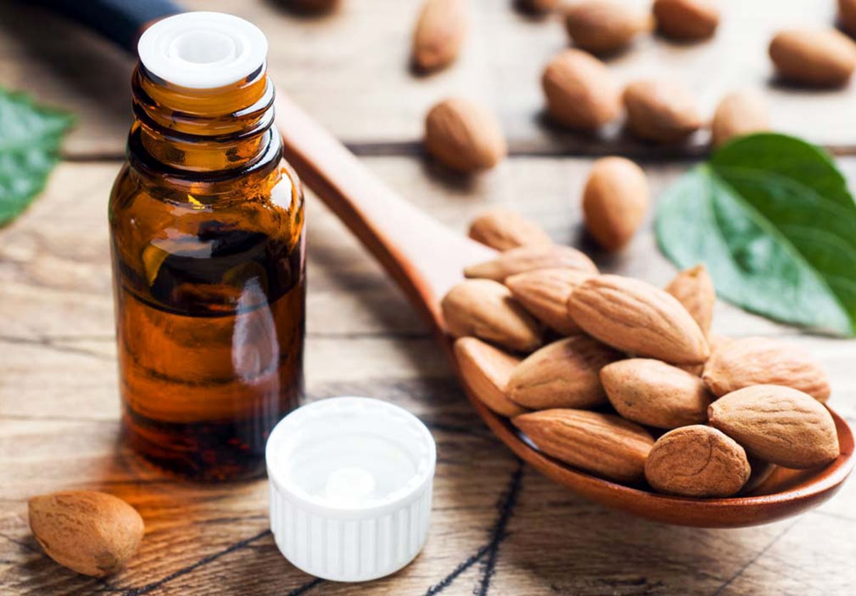خواص روغن بادام برای کبد چرب