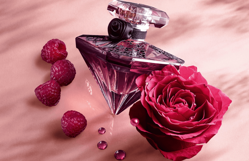 ادکلن | استایل تفاوت عطر زنانه گلی و میوهای در چیست؟